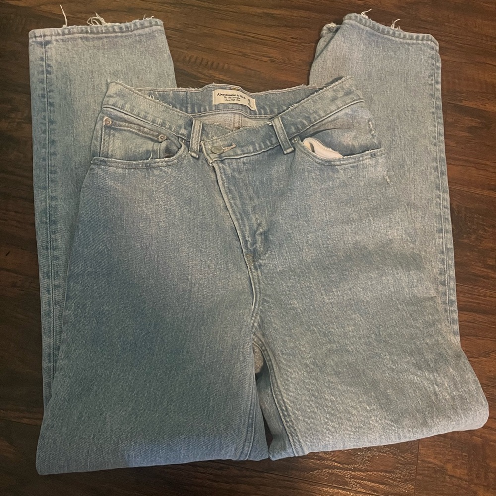 Abercrombie jeans size 2
